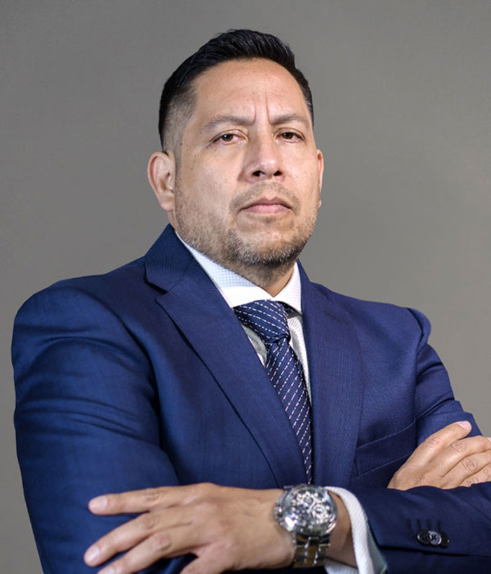 MG. CLODOALDO ROLANDO BAZÁN GONZÁLES 